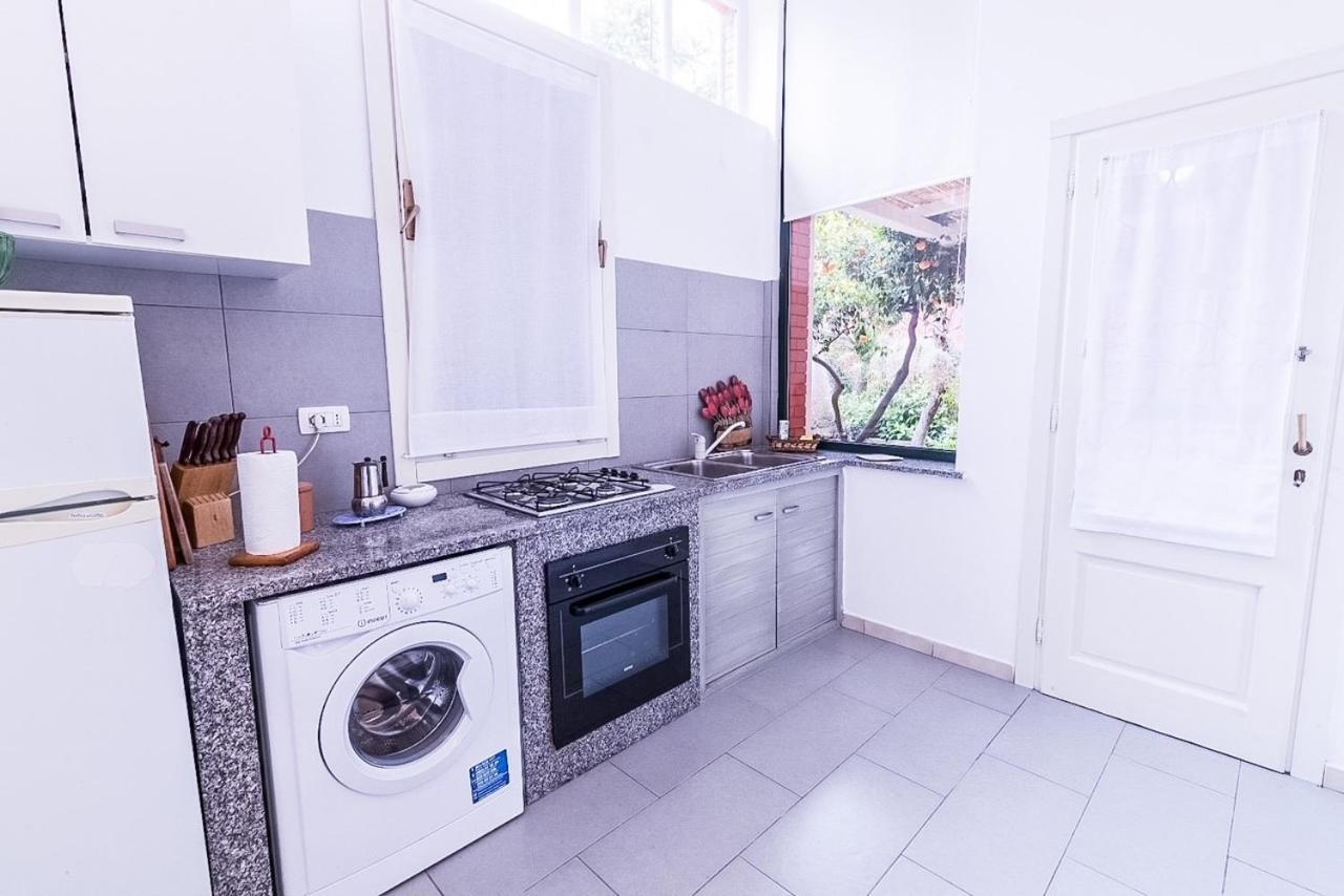 Liguria Garden Apartment Olbia Ngoại thất bức ảnh