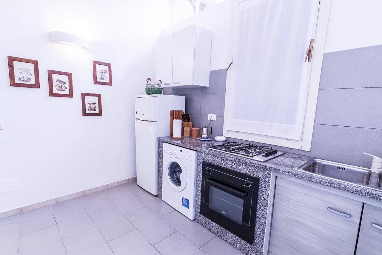 Liguria Garden Apartment Olbia Ngoại thất bức ảnh
