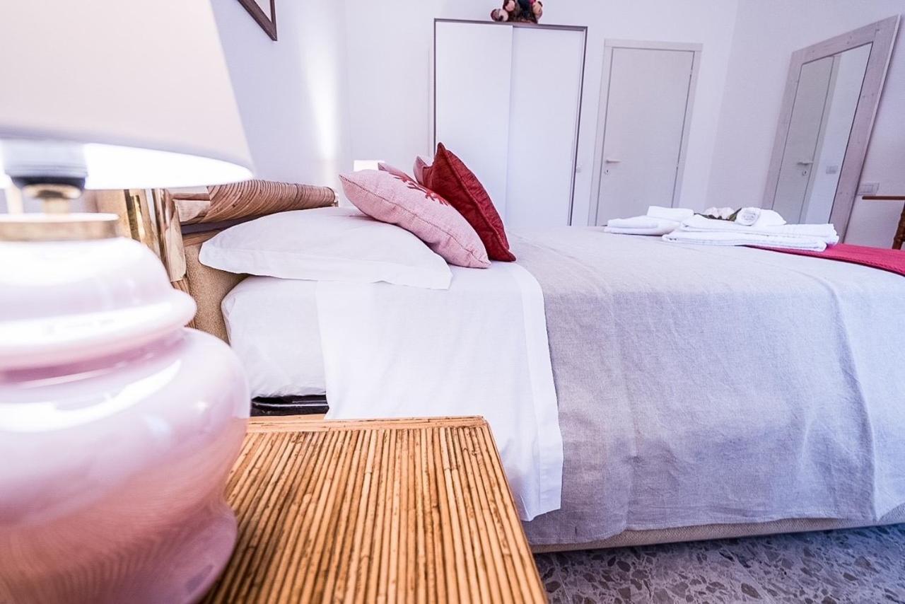 Liguria Garden Apartment Olbia Ngoại thất bức ảnh